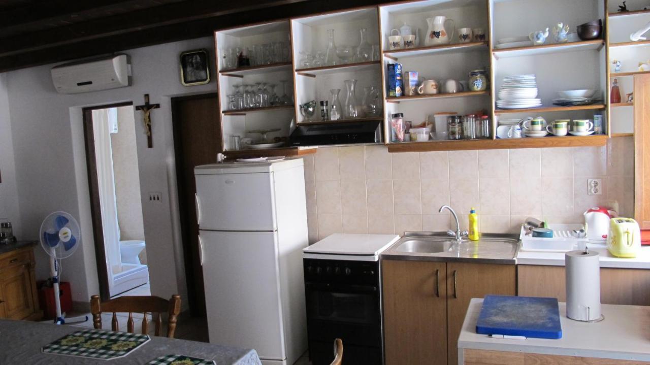 Guesthouse Ursic Selca  Esterno foto